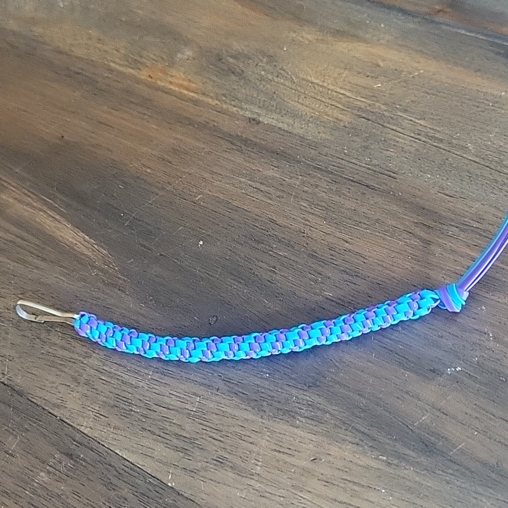 Gimp Boondoggle Rexlace Spiral Zipper Pull Keychain